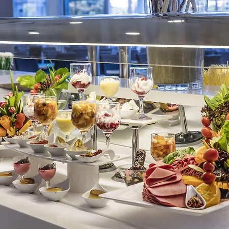 Complex Palm Wings Ephesus